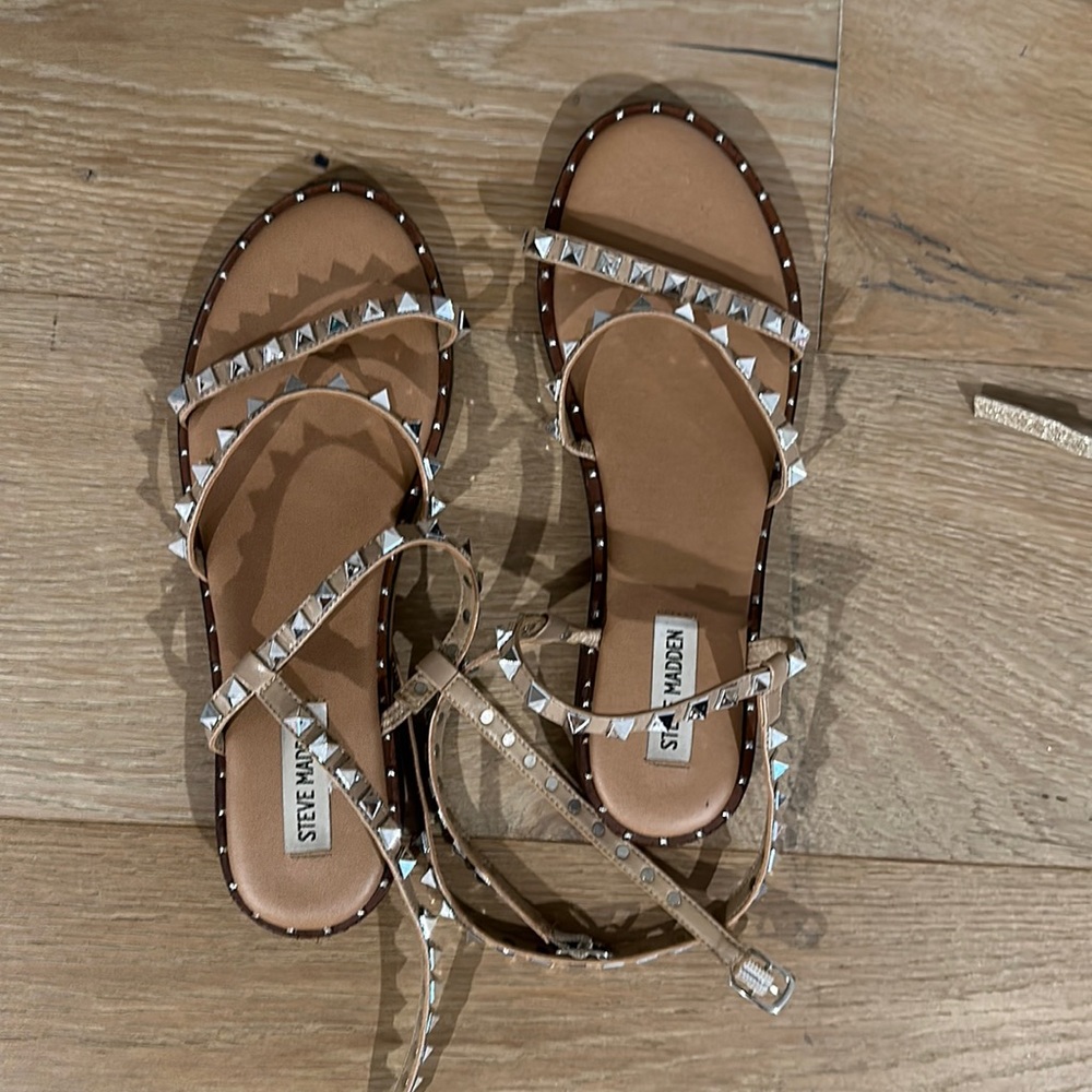 Steve Madden Travel Sandals-Gladiator Tan Silver Chrome Studded Wrap Up Sandals